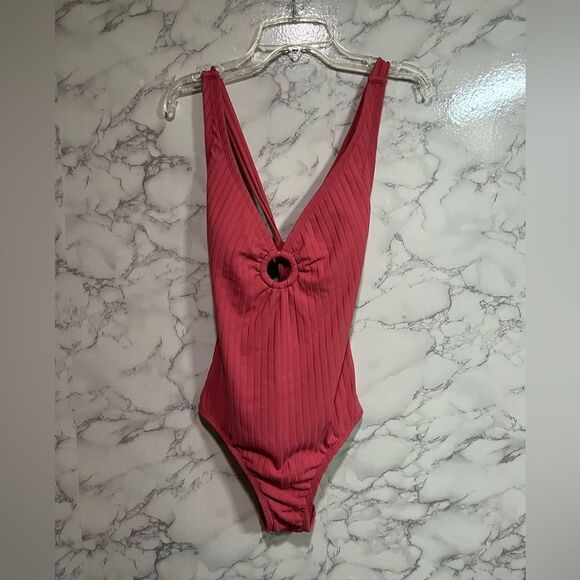 Kona Sol Wide Rib O Ring Onepiece Swimsuit Pink S - Picture 2 of 10